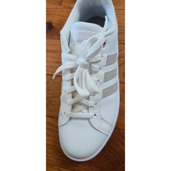 Adidas Women's Cloudfoam Advantage Sneaker White with Ice Purple Stripes 8 38 - Picture 3 of 7